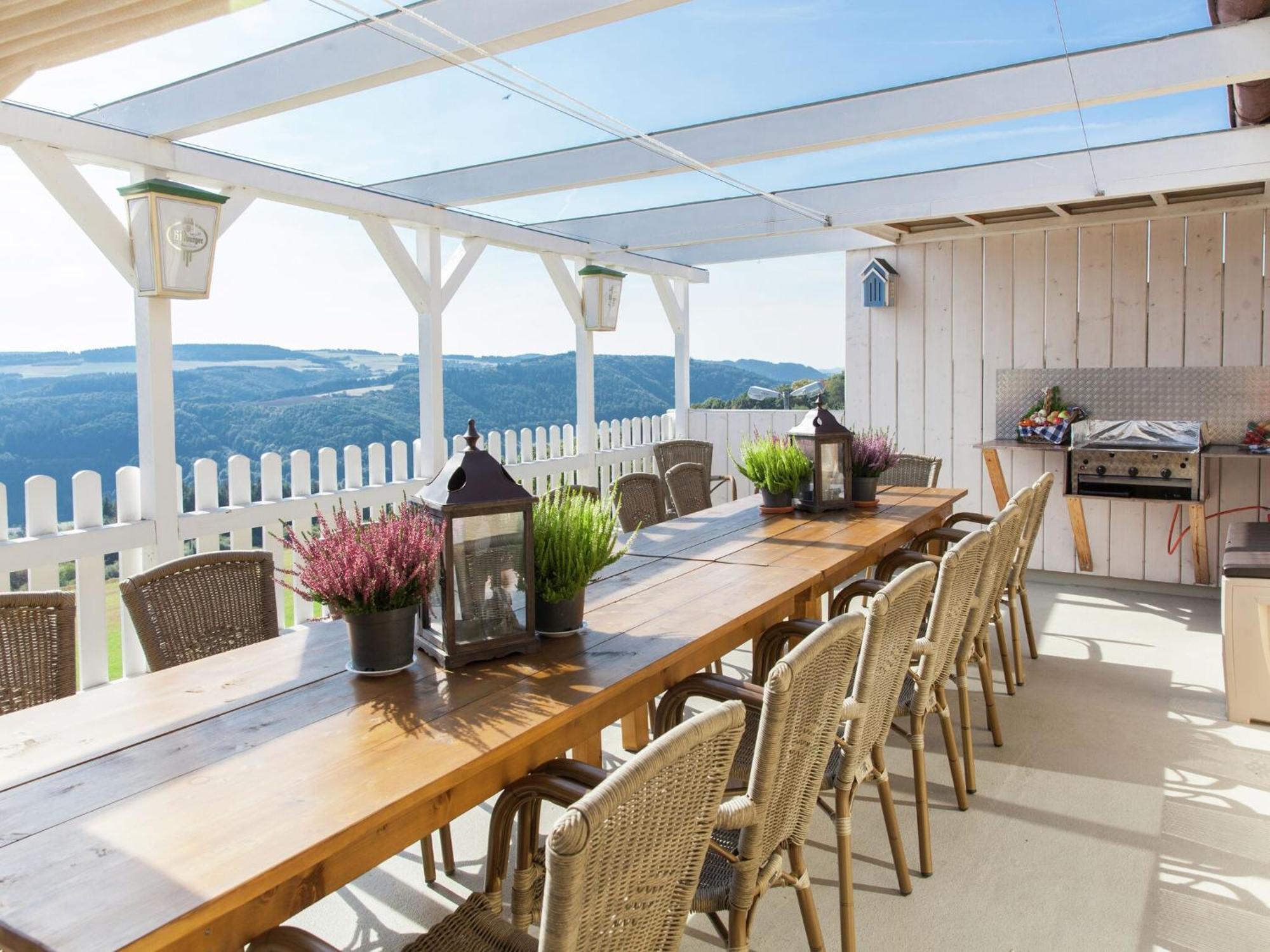 Beautiful Holidayhome With Sauna And Terrace Harscheid ภายนอก รูปภาพ